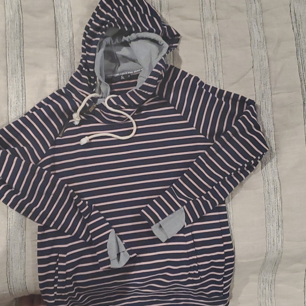 Ampersand Avenue Double Hood XL